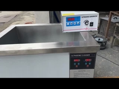 Limpiador ultrasónico de piezas de repuesto de 100L para aceite de polvo de óxido que elimina 40khz 28khz
